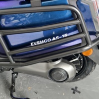 Scooter électrique à autonomie étendue, châssis stable, siège confortable pour les trajets urbains quotidiens, vente en gros