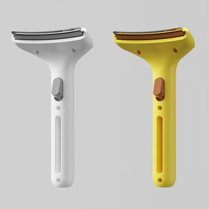 Brosse vapeur élégante avec pulvérisation réglable pour animaux de compagnie, pour un toilettage en douceur, un nettoyage rapide et la perte de poils saisonnière - Product Image 1