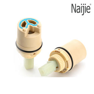 ไส้ก๊อกน้ำเซรามิกแบบปิดด้านบนขนาด 25 มม. ของโรงงานไนเจีย สำหรับก๊อกน้ำร้อนและน้ำเย็น ขายตรง - Product Image 3