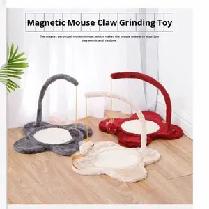 Rascador para gatos de sisal con estructura para trepar, resistente al desgaste e integrado con un juguete en forma de ratón - Product Image 3