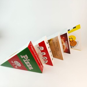 Boîte à pizza triangulaire en <span class=keywords><strong>carton</strong></span> blanc de qualité <span class=keywords><strong>alimentaire</strong></span> personnalisée avec impression offset, emballage jetable pour pizza en tranches - Product Image 4
