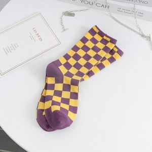 Chaussettes mi-hautes en coton à carreaux pour femme, modèle Cmax Net Red Checkerboard Sport Knitted - Product Image 6