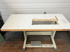 Table <span class=keywords><strong>de</strong></span> routeur CNC solide Brikley, surface solide HPL, mobilier moderne pour hôtel, plans <span class=keywords><strong>de</strong></span> <span class=keywords><strong>travail</strong></span> stratifiés - Product Image 4