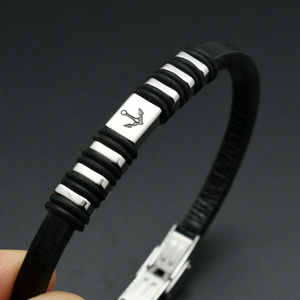 Bracelet <span class=keywords><strong>de</strong></span> poignet en acier inoxydable 316L véritable cuir noir sans nickel Émail noir <span class=keywords><strong>Ancre</strong></span> Roue <span class=keywords><strong>de</strong></span> <span class=keywords><strong>bateau</strong></span> pour hommes <span class=keywords><strong>de</strong></span> luxe - Product Image 3