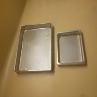 Barquette en plastique recyclable électronique rectangulaire avec gaufrage Emballage en coquille dorée