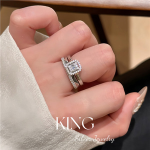 Bague de fiançailles en argent sterling S925 King Silver Jewelry, sertie de diamants carrés, design géométrique tendance pour femme - Product Image 3