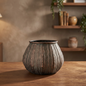 Jardinière décorative en métal en forme de Matki antique moderne en laiton AK pour la décoration intérieure - Product Image 2