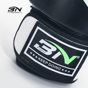 Guantes de <span class=keywords><strong>Boxeo</strong></span> BN, Guantes de <span class=keywords><strong>Boxeo</strong></span> MMA Profesionales con Logotipo Personalizado, Guantes de <span class=keywords><strong>Boxeo</strong></span> de Cuero PU Ajustados - Product Image 3