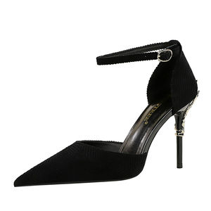 Banquete de moda coreana, decoración de metal con tacones altos y boca baja, sandalias de mujer huecas de terciopelo ligero puntiagudo - Product Image 3