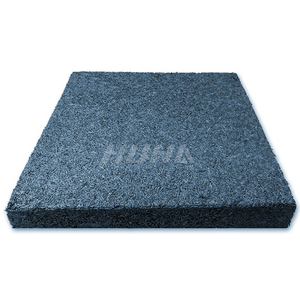 Dalles <span class=keywords><strong>de</strong></span> paillis en caoutchouc EPDM antichoc <span class=keywords><strong>de</strong></span> 50*50 cm, fabriquées en usine, <span class=keywords><strong>pour</strong></span> terrains <span class=keywords><strong>de</strong></span> basketball et sols sportifs en extérieur - Product Image 1