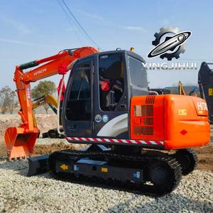 Excavatrice d'occasion Hitachi ZX70, marque japonaise d'origine, 7 tonnes, petite taille, sur chenilles en caoutchouc. - Product Image 4