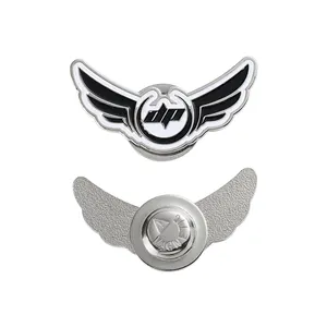 Promozione regalo Pin Wing Logo dell'azienda in metallo ferro magnetico spilla distintivo magnete morbido smalto duro spille