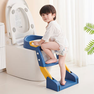 Tragbarer 2-in-1-Baby-Toilettensitz aus Kunststoff für Kinder Töpfchen mit praktischer Tritt hocker leiter - Product Image 2