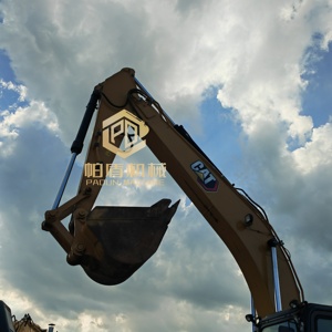 Excavadora hidráulica de cadenas CAT 320GX usada, excavadora Caterpillar original usada, utilizada para operaciones de movimiento de tierras. - Product Image 3