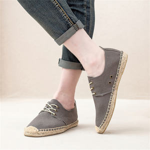 <span class=keywords><strong>Espadrillas</strong></span> da <span class=keywords><strong>uomo</strong></span> grigie piatte con tomaia in tela e lacci coordinati, suola in iuta intrecciata, calzature estive comode - Product Image 5