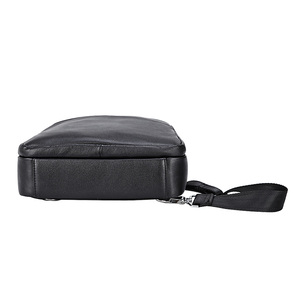 Maroquinerie De Luxe En <span class=keywords><strong>Cuir</strong></span> Noir <span class=keywords><strong>Sac</strong></span> À Bandoulière Un <span class=keywords><strong>sac</strong></span> À Bandoulière - Product Image 4