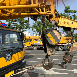 יד שנייה 5 קטע טלסקופי בום qz25k מנוף משאית 25 טון מקורי נייד הידראולי למכירה - Product Image 6