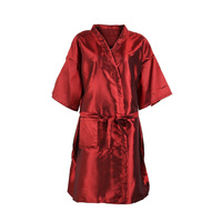 Bata de salón de peluquería de poliéster impermeable con logotipo personalizado para salón de belleza Spa con bolsillos Kimono de pelo cliente bata de Spa Bata