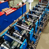 Machine de fabrication de tôles de clôture en acier galvanisé avec écran de confidentialité Machine de formage de tôles de clôture en acier Dura Fence Machinery
