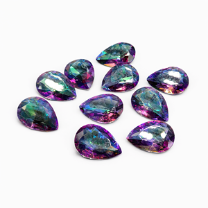 Quartz mystique facetté en forme de goutte avec des reflets brillants - Élégance énigmatique - Lot de 10 unités - Product Image 2