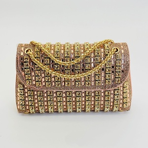 Sac à main brillant pour femme, élégant pour soirées et fêtes, sacs de créateur, sacs pour femme, sac bandoulière brillant pour l'extérieur - Product Image 1