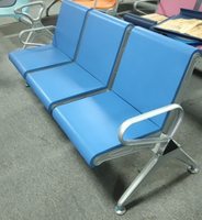 Usine directe hôpital public Rail-Way pieds réglables coussin de siège en cuir PU chaise d'attente d'aéroport en acier laminé à froid