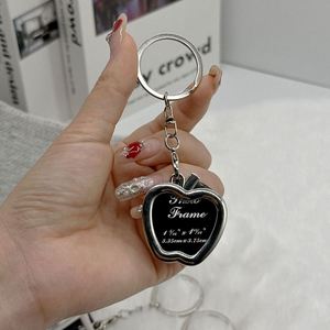 Llavero de Metal con Marco de Fotos en Forma de Corazón para Regalo de Boda, Recuerdo de Fiesta, para Amantes - Product Image 2
