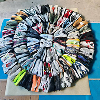 Chaussures de football d'occasion pour hommes à prix abordable – Crampons de football usagés pour entraînement en extérieur – Recherche de fournisseurs
