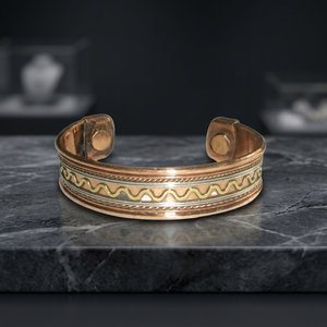 Bracelet magnétique ajustable en cuivre, best-seller, design croix chrétienne, favorise les bienfaits pour la santé grâce à la thérapie magnétique - Product Image 3