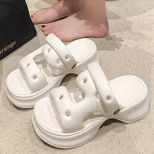 Cómodas sandalias de doble propósito EVA de aumento de altura suave para mujeres niñas estilo de moda nueva llegada zapatillas deslizantes para caminar