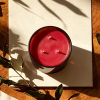 Bougie parfumée LA06P à trois mèches, longue durée de combustion, en cire de soja, dans un bocal en verre avec couvercle métallique, pour la décoration intérieure.