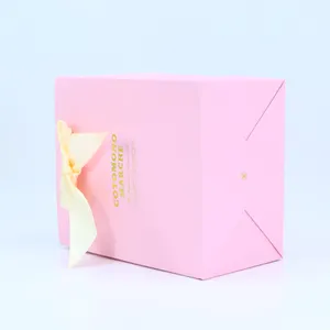 Wholesale Luxury Gift Shopping Paper Bag With Logo with central ribbon bow knot for gift Packaging