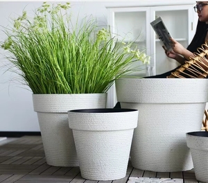 Haute Qualité Minimaliste Grand Design Moderne <span class=keywords><strong>Pot</strong></span> <span class=keywords><strong>pour</strong></span> Cour Intérieur Énormes Jardinières Extérieures Grands Pots De Fleurs <span class=keywords><strong>pour</strong></span> Plantes De <span class=keywords><strong>Jardin</strong></span> - Product Image 2