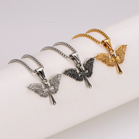Collier tendance avec pendentif croix ailes d'ange, plaqué or 18 carats, chaîne en acier inoxydable, bijoux religieux