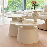 Ensemble de tables basses gigognes rondes style crème minimaliste moderne, tables d'appoint hautes et basses blanc crème pour petit appartement ou salon