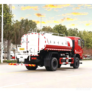 Camión Cisterna Dongfeng 4x2 con Tanque de Agua de 10000L - Product Image 6