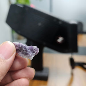 Analizador SciAps de mano de 30 LIBS para aplicaciones de monitoreo ambiental y de residuos peligrosos - Product Image 1