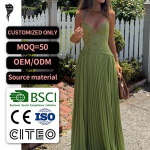 Vestido Maxi Plisado con Escote en V y Hombros Descubiertos, Sexy y a la Moda para el Verano 2026 - Product Image 1