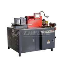Unité de traitement de barres omnibus à commande numérique CNC à 3 postes de travail, machine hydraulique multitâches pour la production de composants électriques