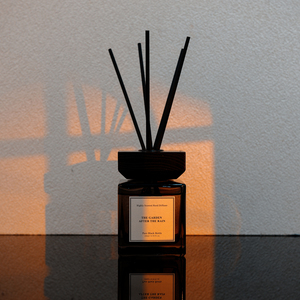 लक्जरी 200 मिलीलीटर काले रंग की रेडीड डिफ्यूज़र के साथ लक्जरी एमएल काले रंग की बोतल एयर फ्रेशनर सजावट - Product Image 4