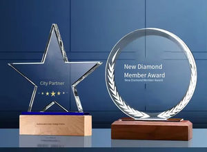 ถ้วยรางวัลคริสตัลแปดเหลี่ยมแบบสร้างสรรค์สั่งทำของที่ระลึกของที่ระลึกที่ได้รับเกียรติสำหรับการเกษียณอายุ - Product Image 6