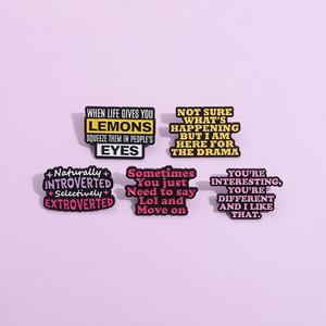 Lustige Buchstaben texte Broschen stifte Inspirierende Text zitate Brosche Metall abzeichen Rucksack Kleidung Zubehör Geschenke - Product Image 3