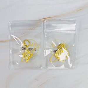 Charm a Clip Senza Saldature per Amanti del Poker - Product Image 5