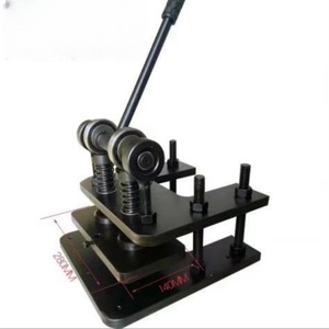 Yunqingtech Máquina de corte y prensado de cuero con troqueladora de cuchillas pequeñas y prensa plana - Product Image 5