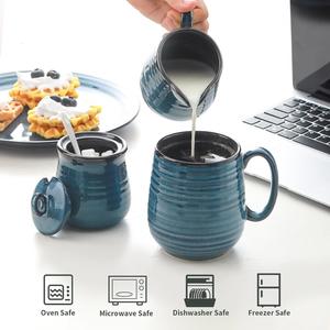 Ensemble de vaisselle en porcelaine personnalisé : Pichet à crème, distributeur de crème pour café, sucrier avec couvercle et cuillère pour le service - Product Image 3