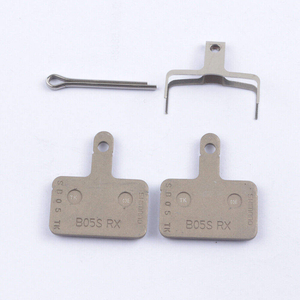 Pastillas de Freno de Resina para <span class=keywords><strong>Bicicleta</strong></span> de Montaña <span class=keywords><strong>Shimano</strong></span> B05S en Caja, 25/50 Pares, para BR- M315 M355 M365 TX805 M395 M396 MT200 M446 MT500 - Product Image 3