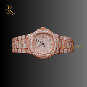 Montre à quartz avec diamant Moissanite de qualité supérieure, fabriquée avec une élégance étincelante, des détails de haute précision et de luxe pour une tenue élégante - Product Image 1