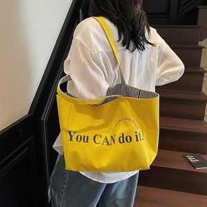 Sac fourre-tout en toile réversible avec imprimé lettres, taille moyenne, poignées courtes, sac à bandoulière pour le shopping, logo personnalisé, OEM, vente en gros, faible MOQ - Product Image 3