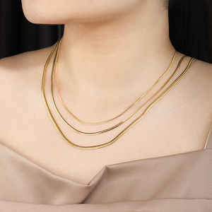 Chine Usine En Gros En Acier Inoxydable De Mode Cubain Clavicule Lien Chaîne Plaqué Or Colliers pour Hommes et Femmes - Product Image 3