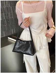 Sac à bandoulière tissé décontracté texturé pour femme – Nouvelle collection été 2026 – Sac à main chic et élégant - Product Image 4